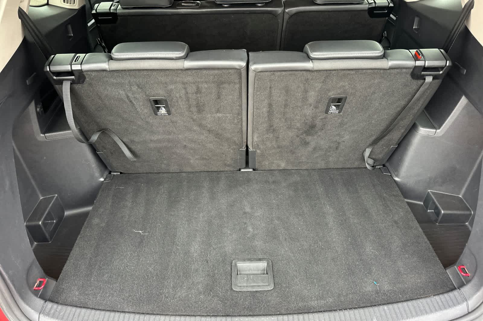 Thumbnail: 2019 Volkswagen Atlas - 16