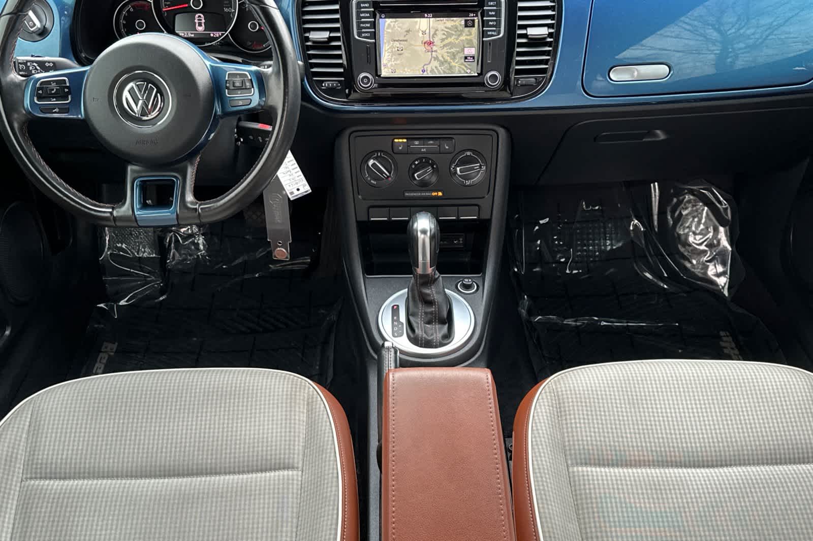 Thumbnail: 2017 Volkswagen Beetle - 3