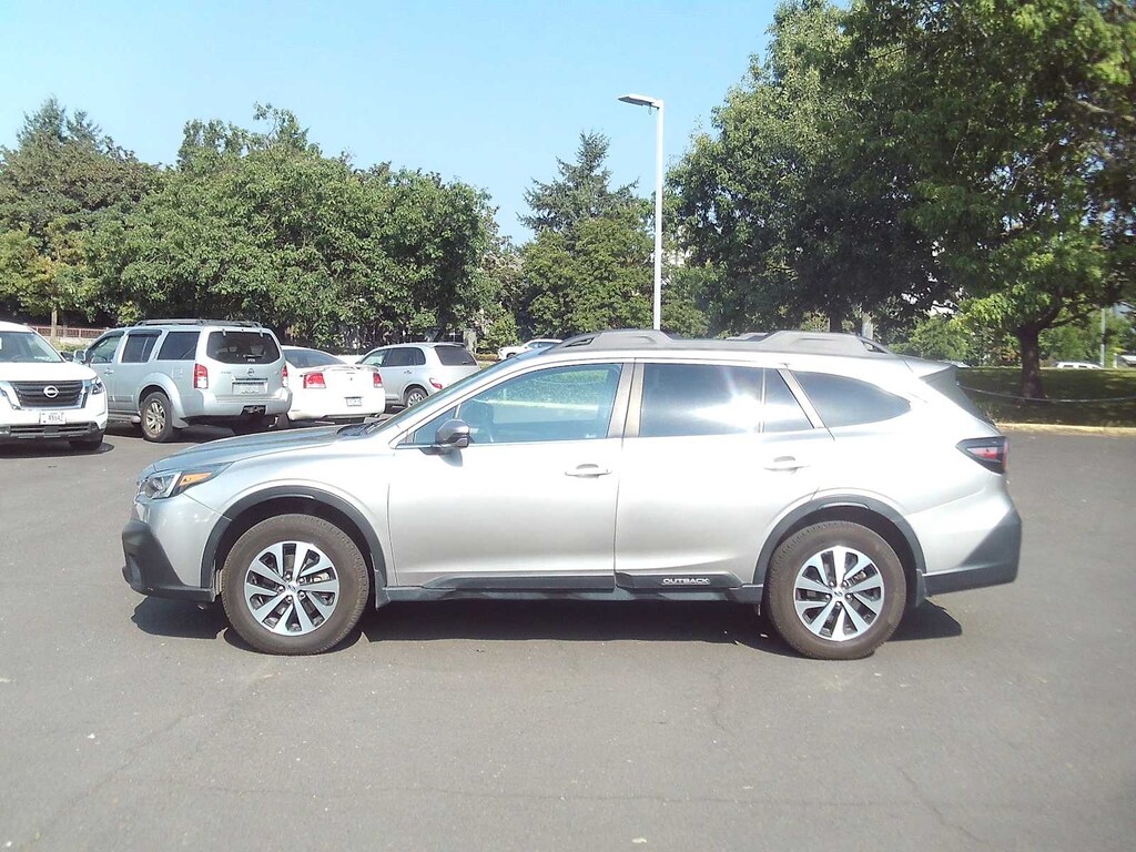 Used 2020 Subaru Outback Premium SUV