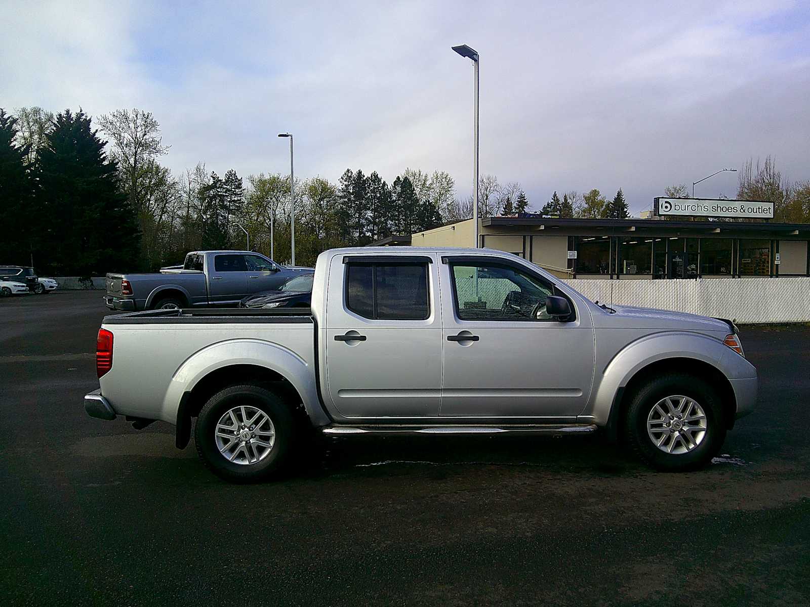 Thumbnail: 2018 Nissan Frontier - 6