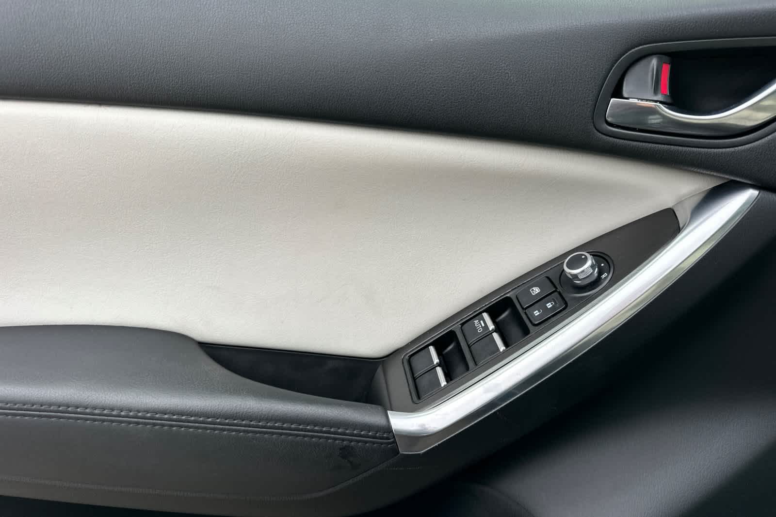 Thumbnail: 2016 Mazda CX-5 - 12