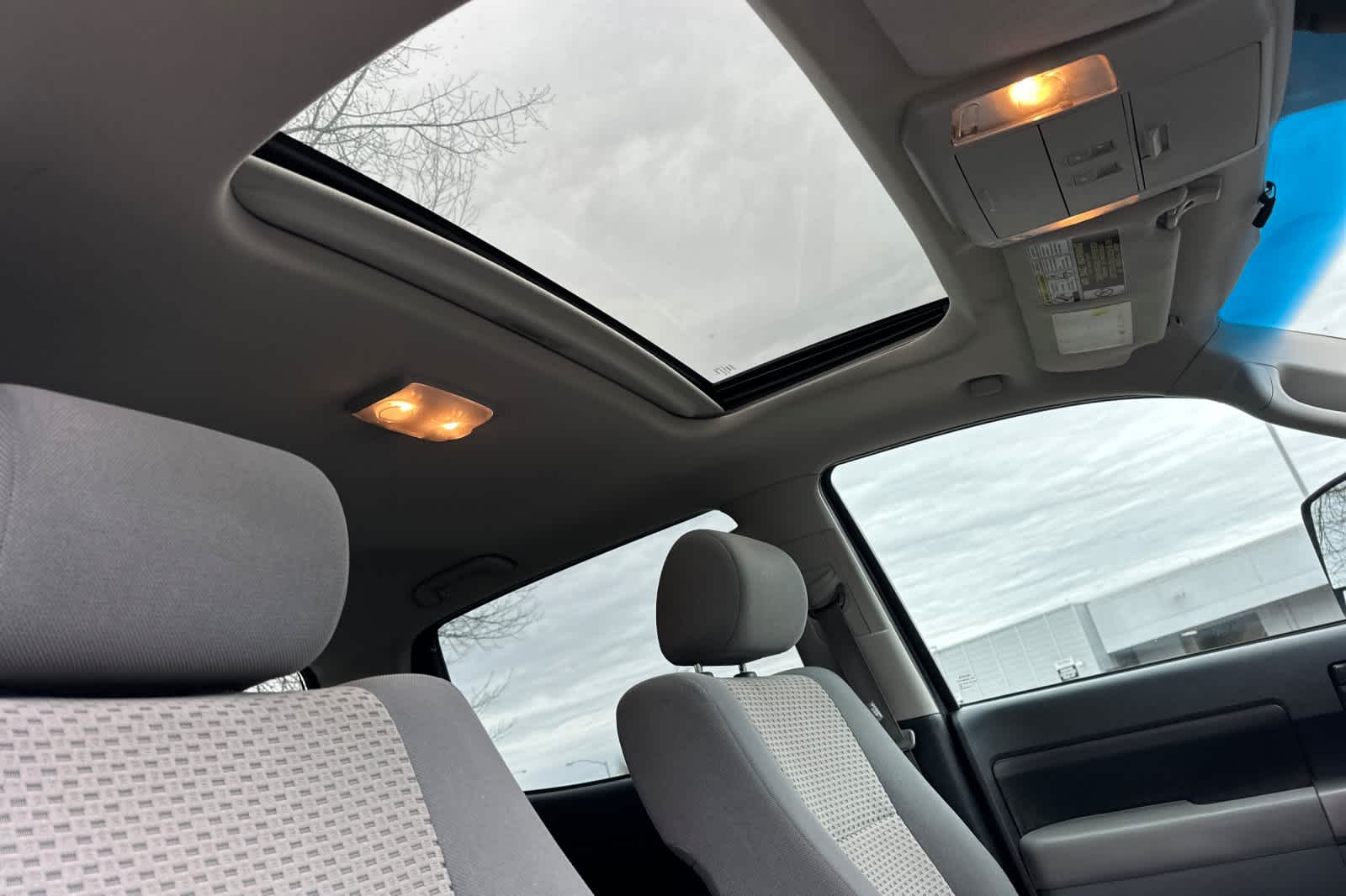 Thumbnail: 2010 Toyota Tundra - 16