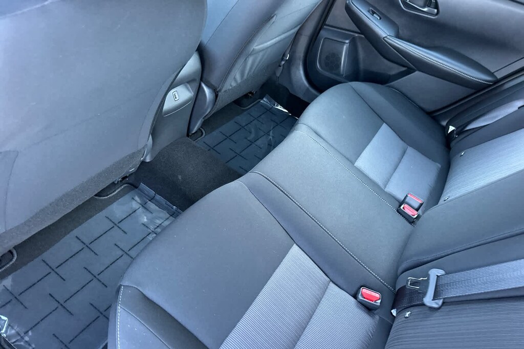 New 2025 Nissan Sentra SV Sedan