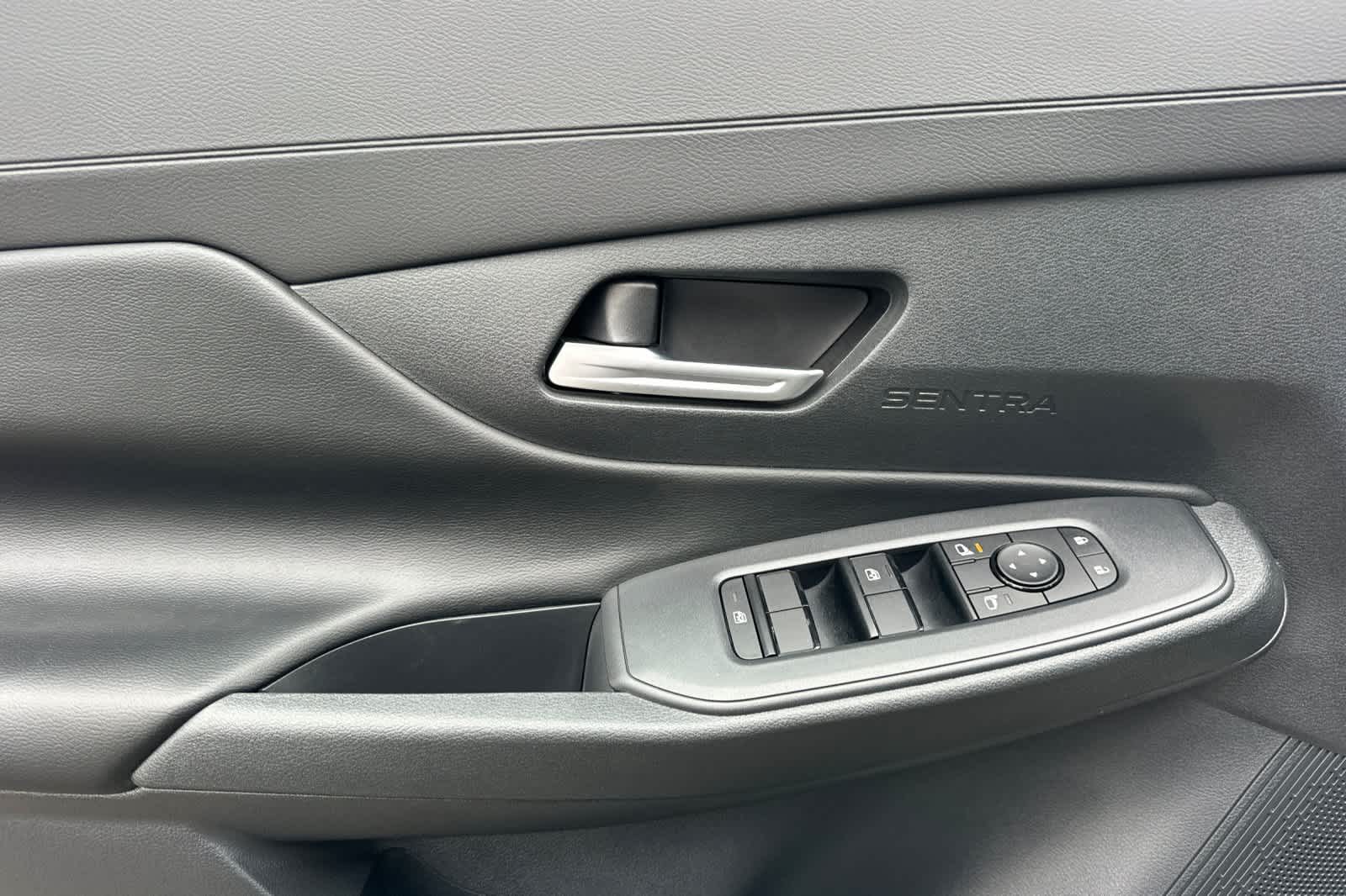 2026 Nissan Sentra SV - Photo 12