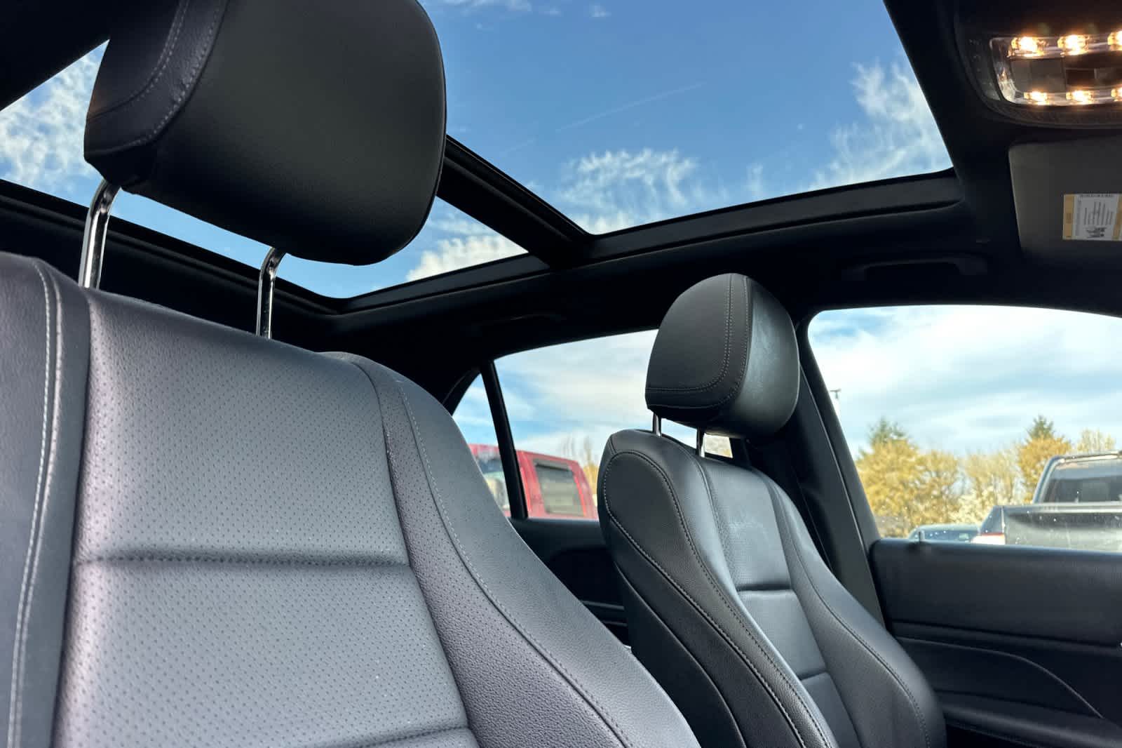 Thumbnail: 2020 Mercedes-Benz GLE - 17