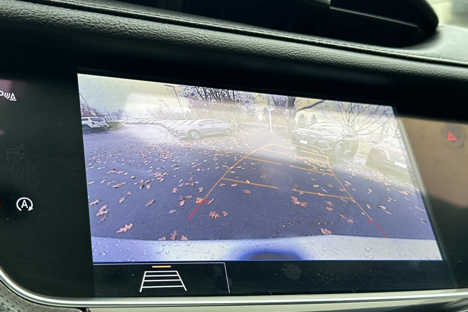 Thumbnail: 2020 Cadillac XT5 - 19