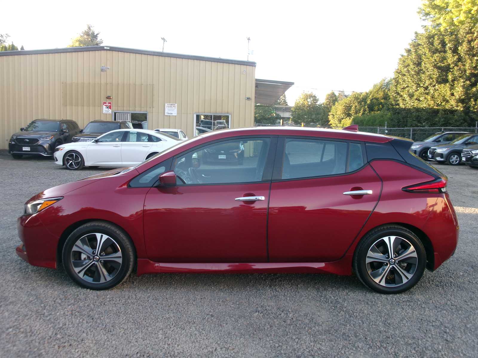Thumbnail: 2021 Nissan Leaf - 2
