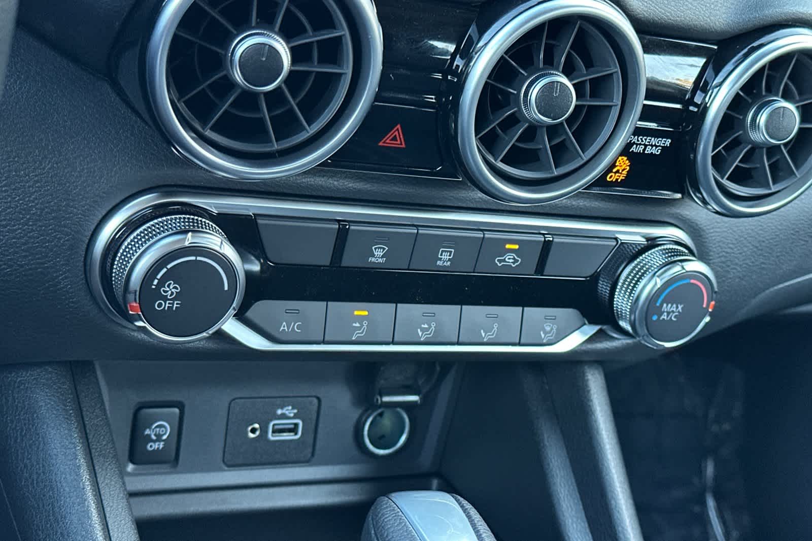 Thumbnail: 2025 Nissan Sentra - 19