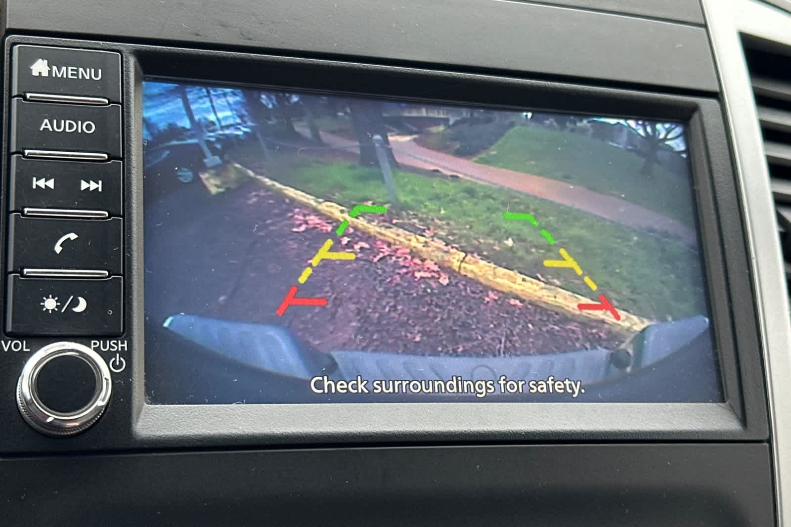 Thumbnail: 2019 Nissan Frontier - 18