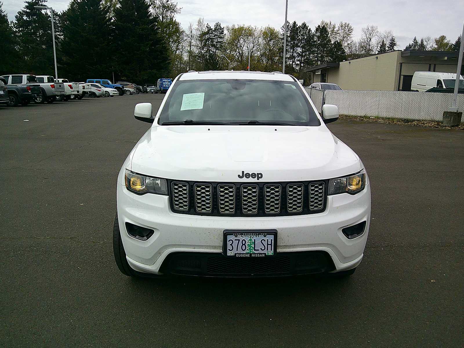 Thumbnail: 2019 Jeep Grand Cherokee - 8