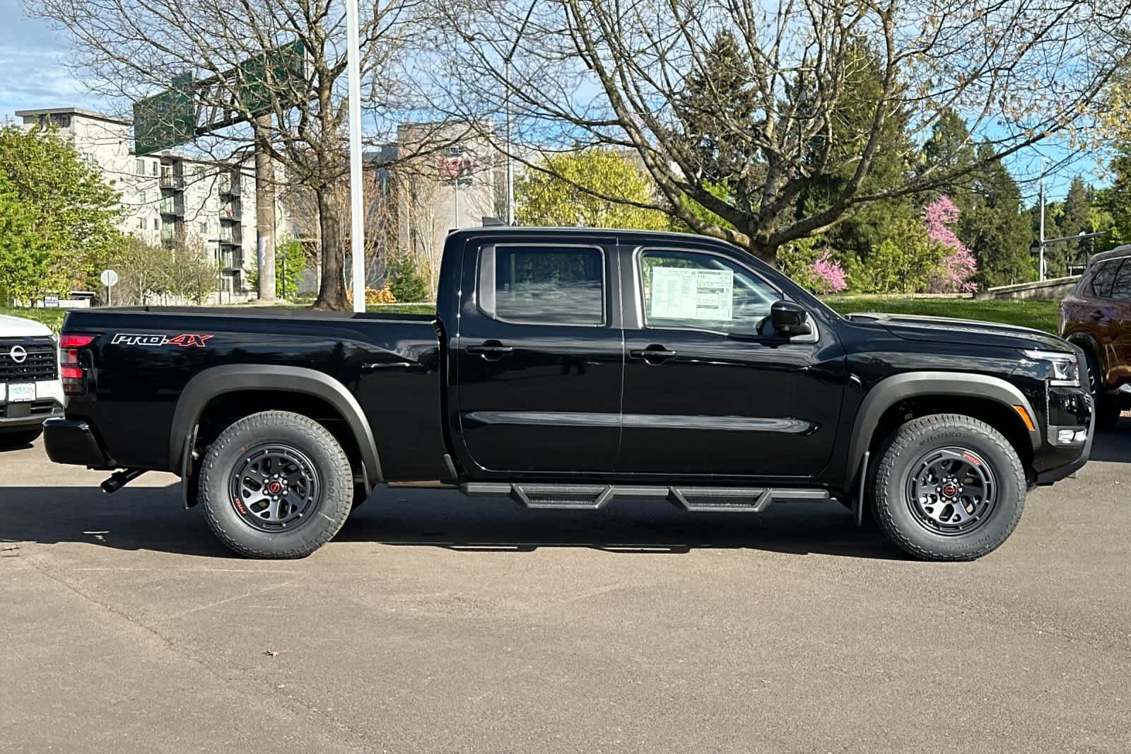 Thumbnail: 2026 Nissan Frontier - 8