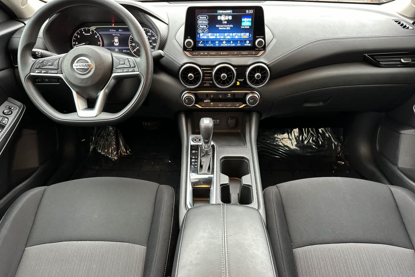 2023 Nissan Sentra SV photo 3