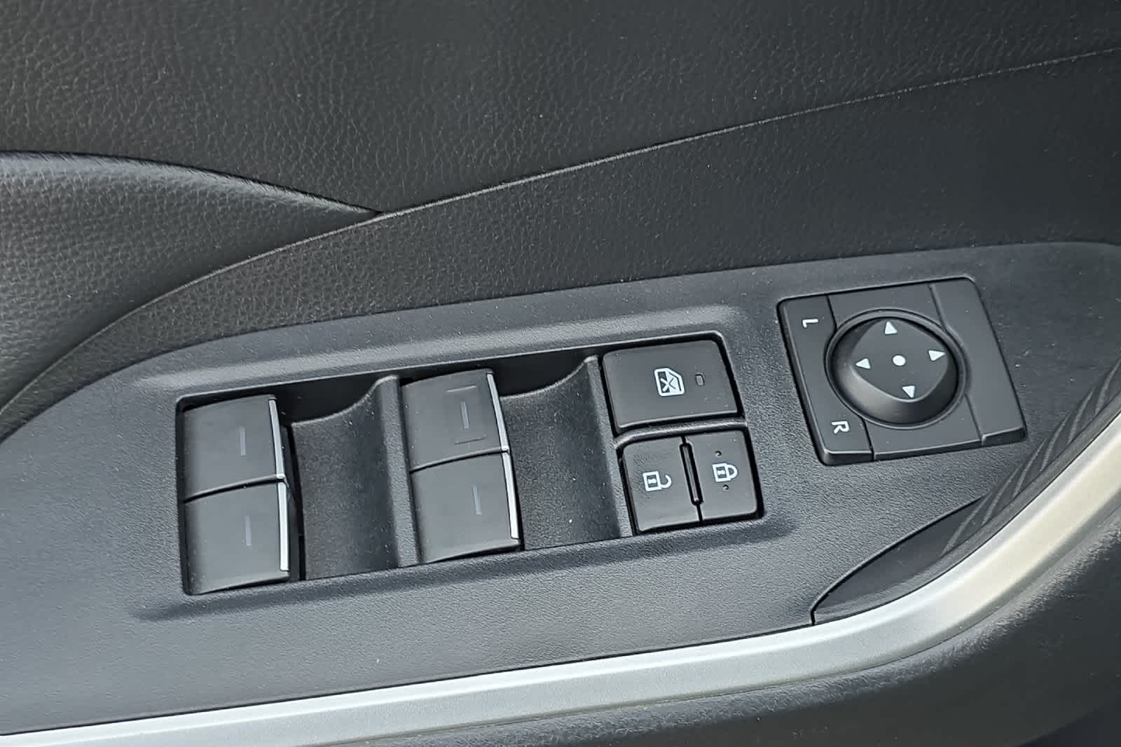 Thumbnail: 2023 Toyota RAV4 - 13