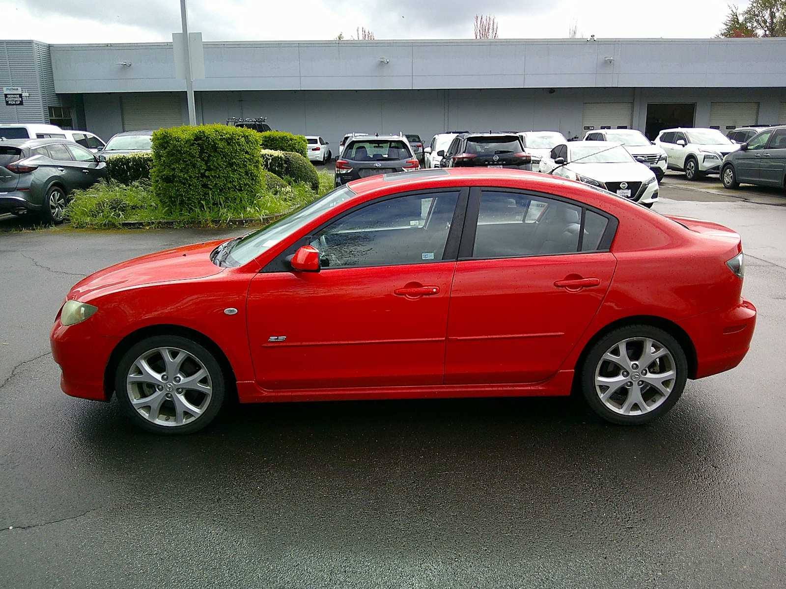 Used 2007 Mazda MAZDA3 s with VIN JM1BK323571638924 for sale in Eugene, OR