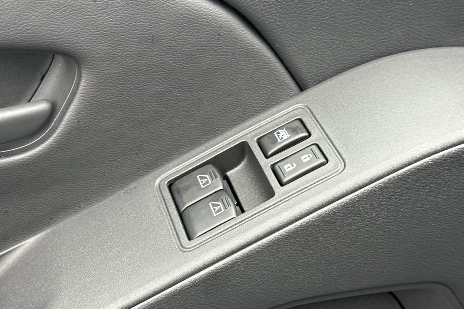 Thumbnail: 2026 Nissan Frontier - 13