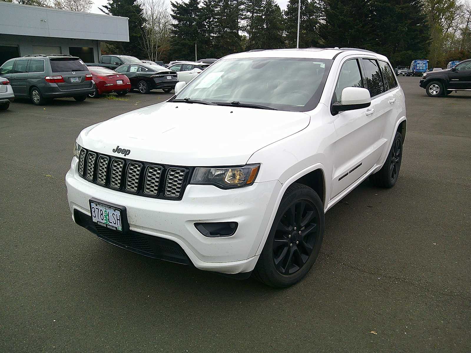 Thumbnail: 2019 Jeep Grand Cherokee - 1