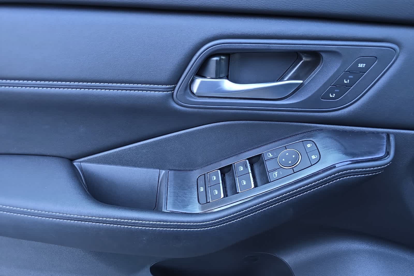 Thumbnail: 2024 Nissan Rogue - 12