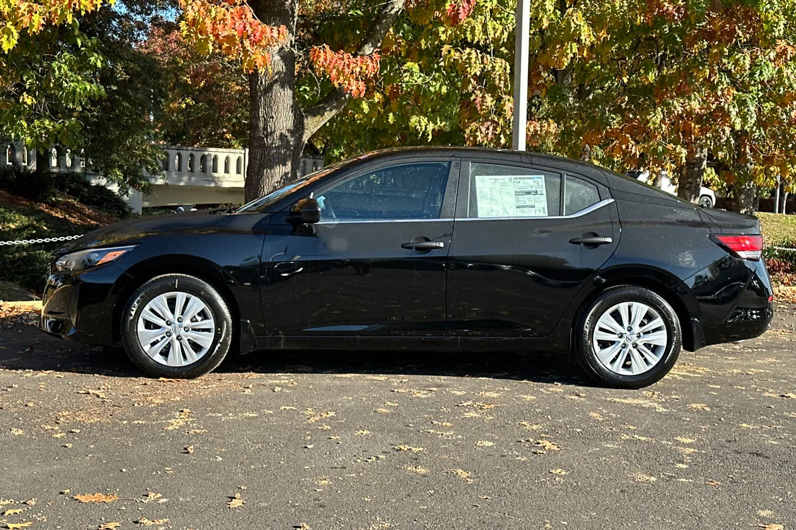 Thumbnail: 2025 Nissan Sentra - 5