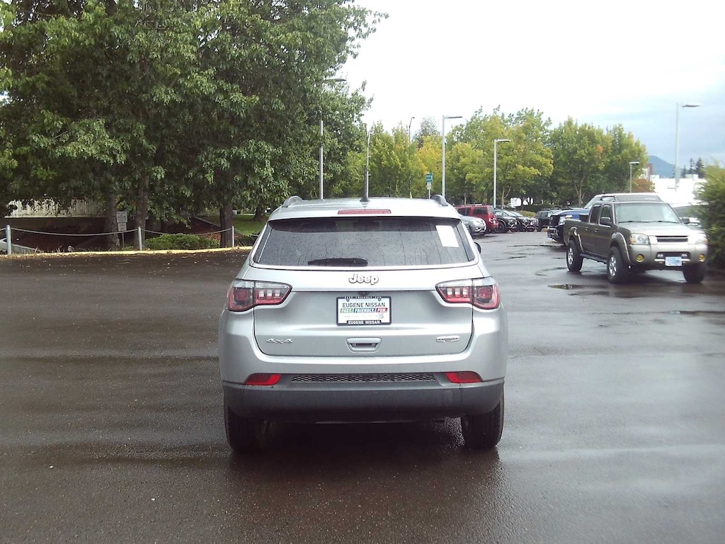 Used 2022 Jeep Compass Latitude SUV