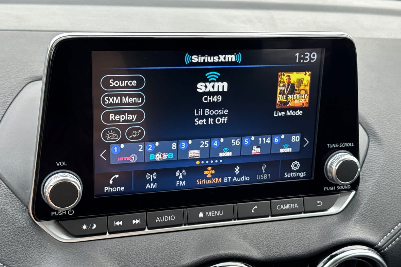 Thumbnail: 2025 Nissan Sentra - 17