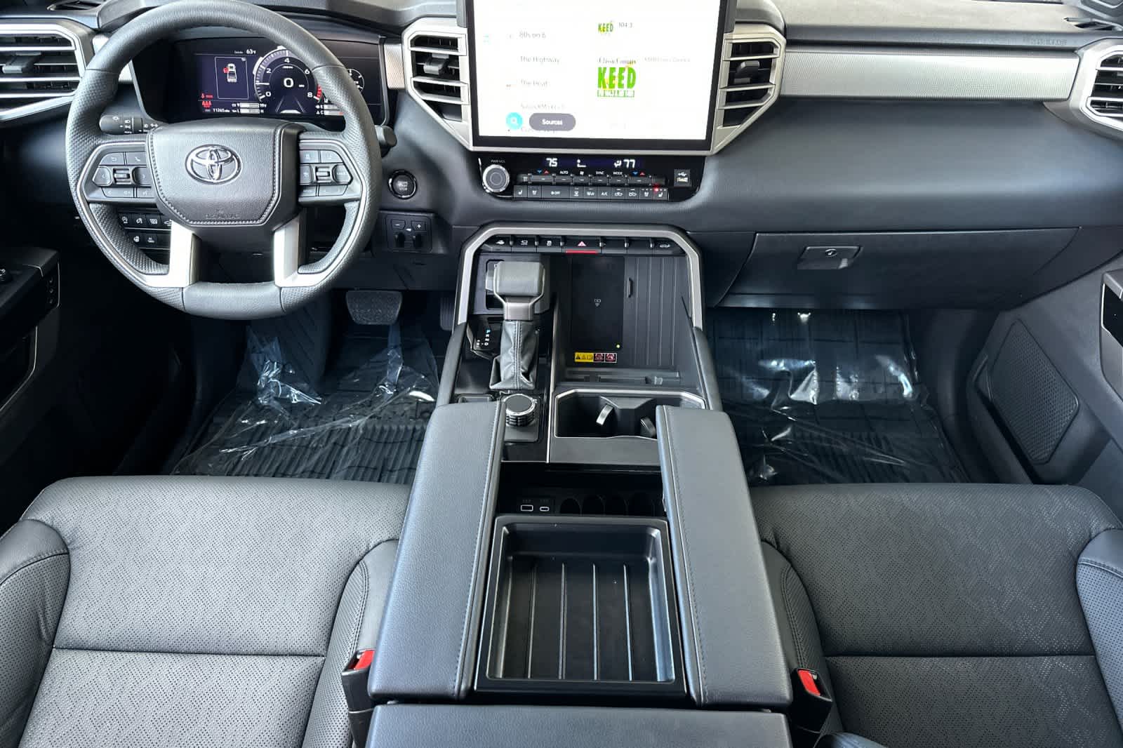 Thumbnail: 2025 Toyota Tundra - 3