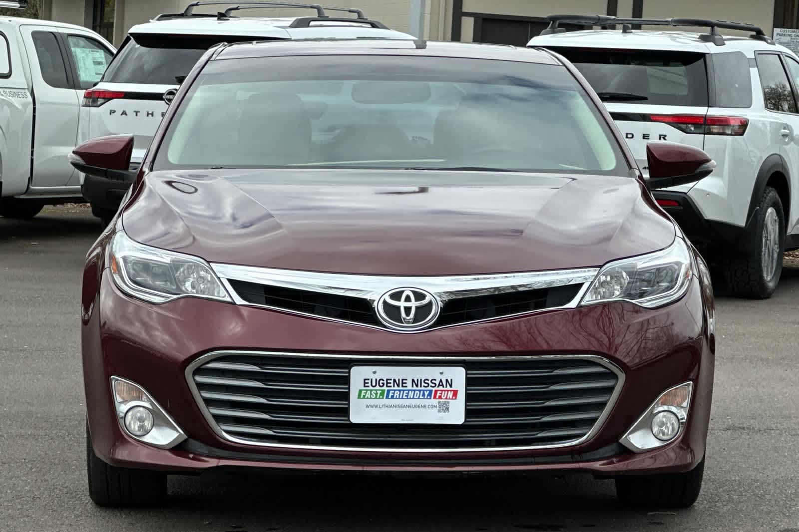 Thumbnail: 2014 Toyota Avalon - 10