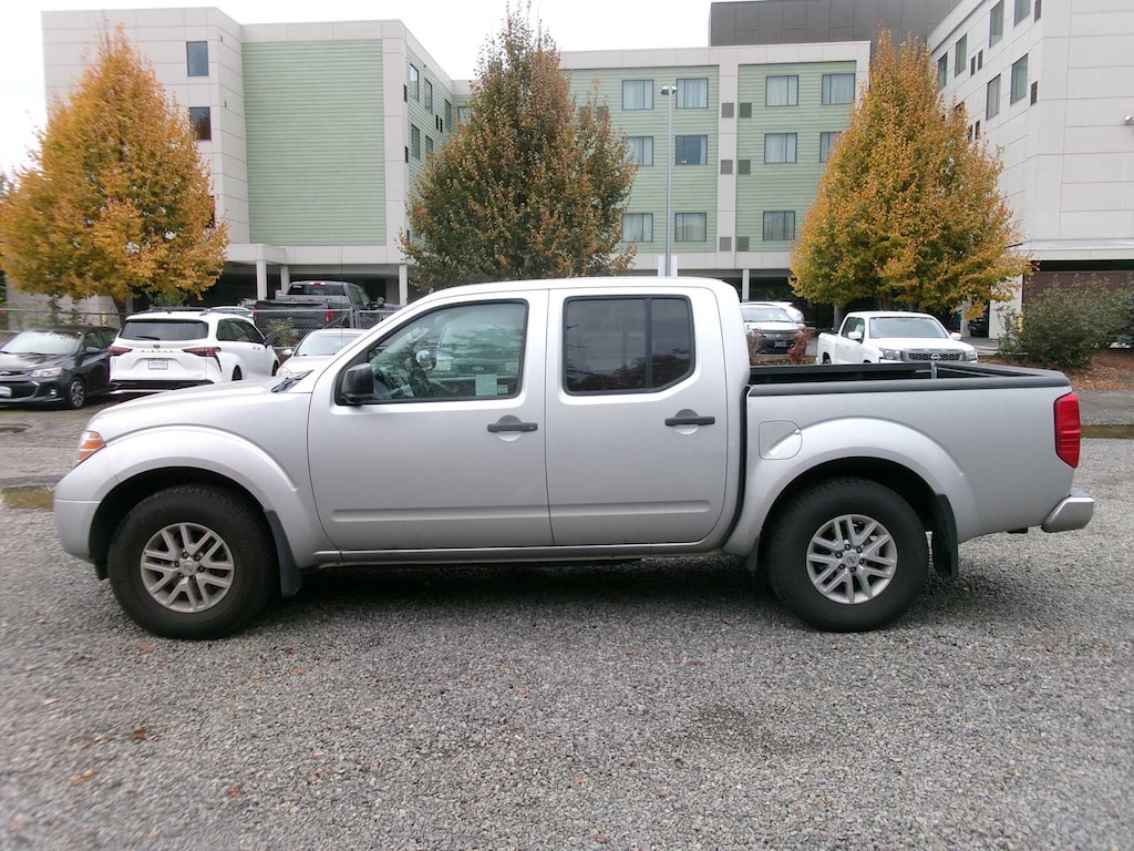 Used 2019 Nissan Frontier SV Truck Crew Cab