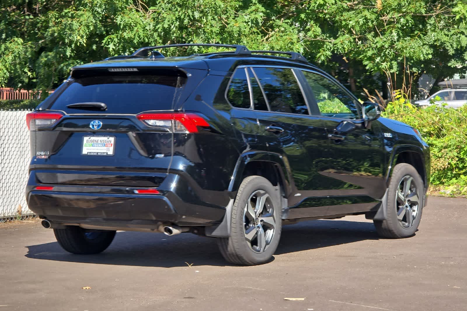 2023 Toyota RAV4 Prime SE photo 2