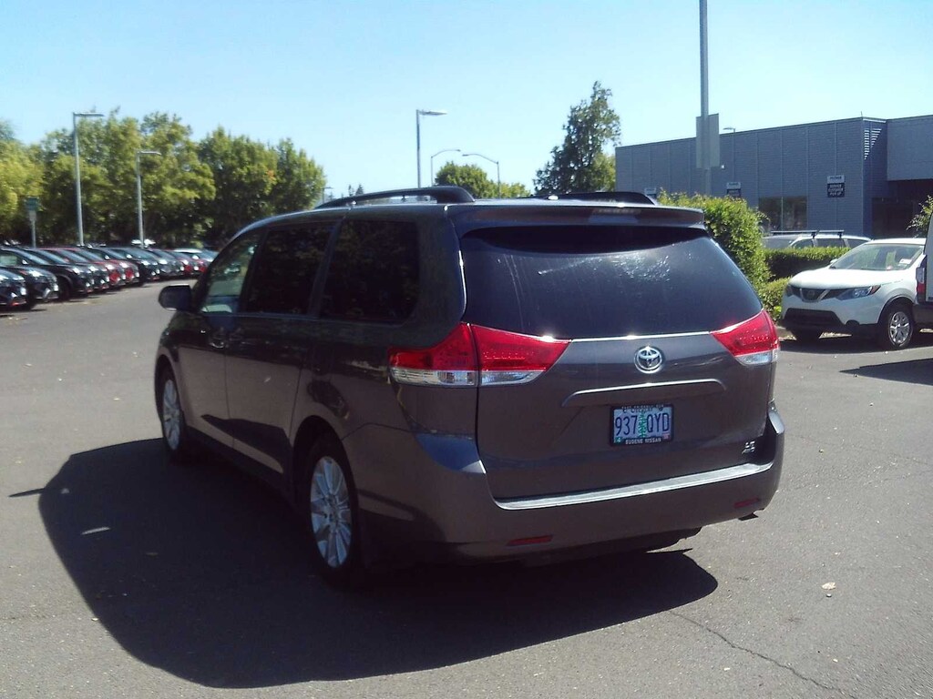 Used 2014 Toyota Sienna LE 4WD Van