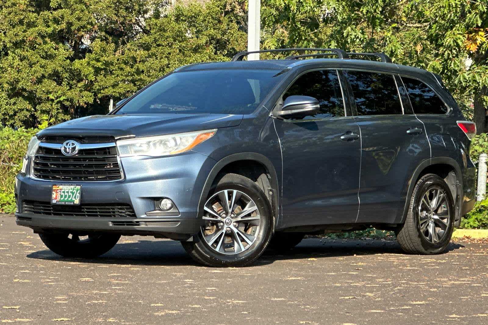 2016 Toyota Highlander XLE -
                Eugene, OR