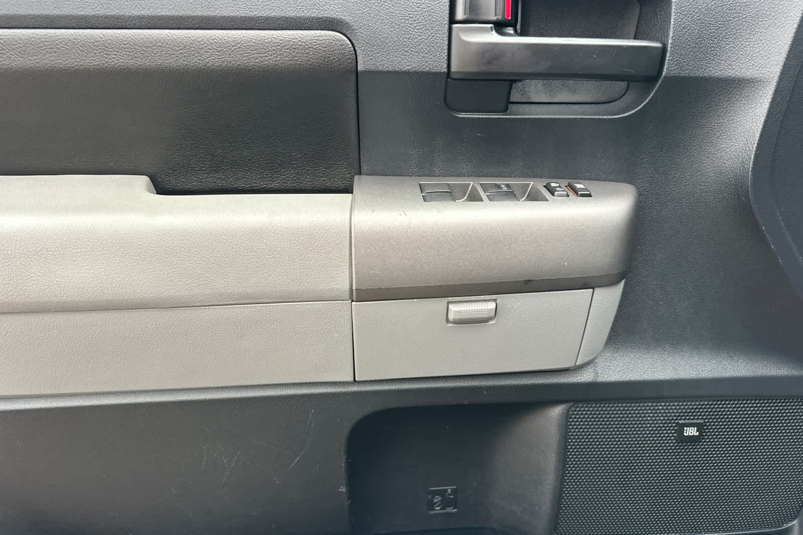 Thumbnail: 2010 Toyota Tundra - 12