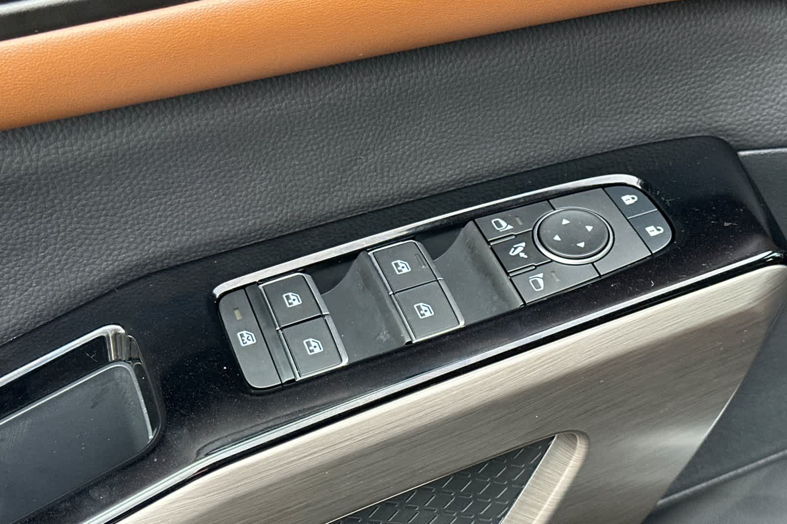 Thumbnail: 2025 Nissan Pathfinder - 13