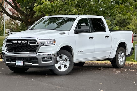2025 Ram 1500 Big Horn/Lone Star Truck Crew Cab