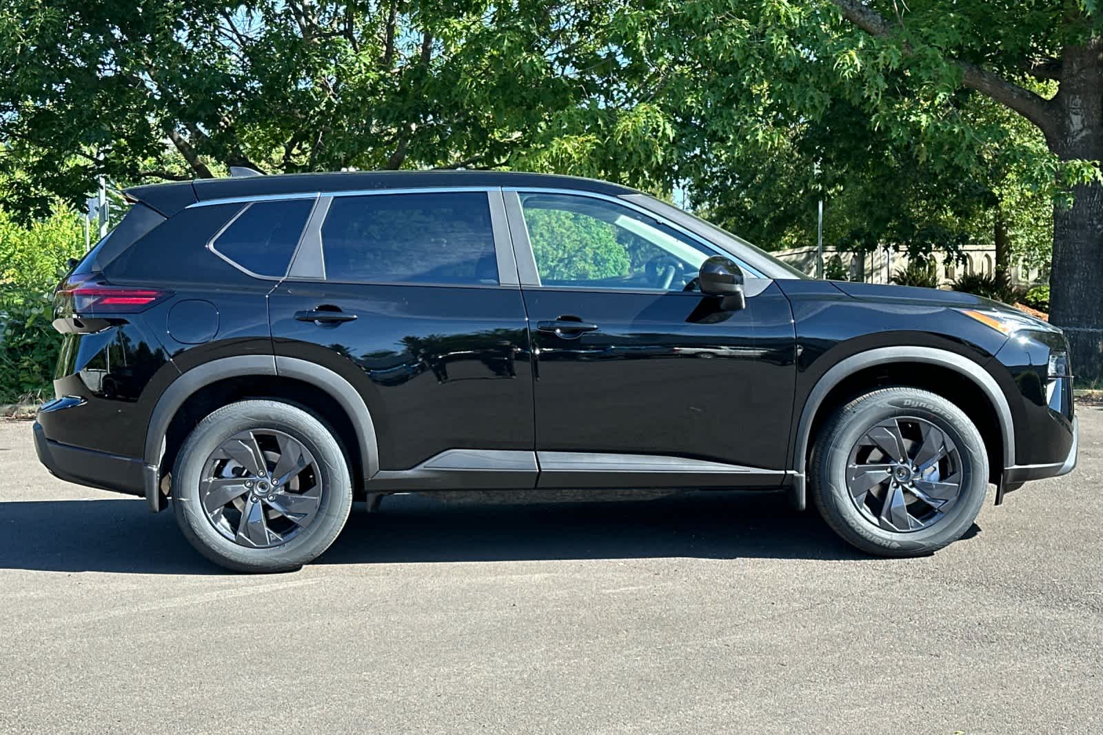 Thumbnail: 2026 Nissan Rogue - 8
