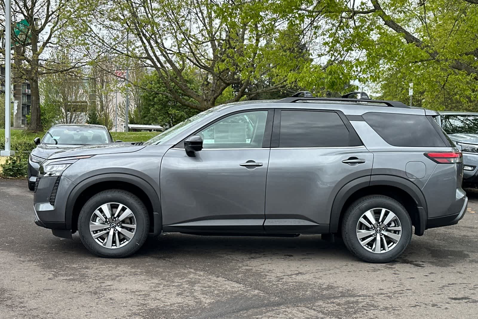 Thumbnail: 2026 Nissan Pathfinder - 5