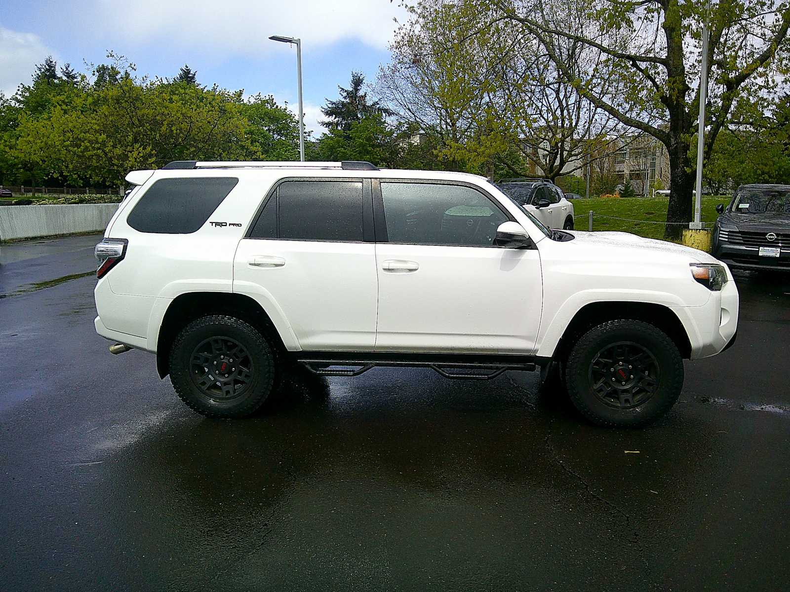 Thumbnail: 2016 Toyota 4Runner - 6