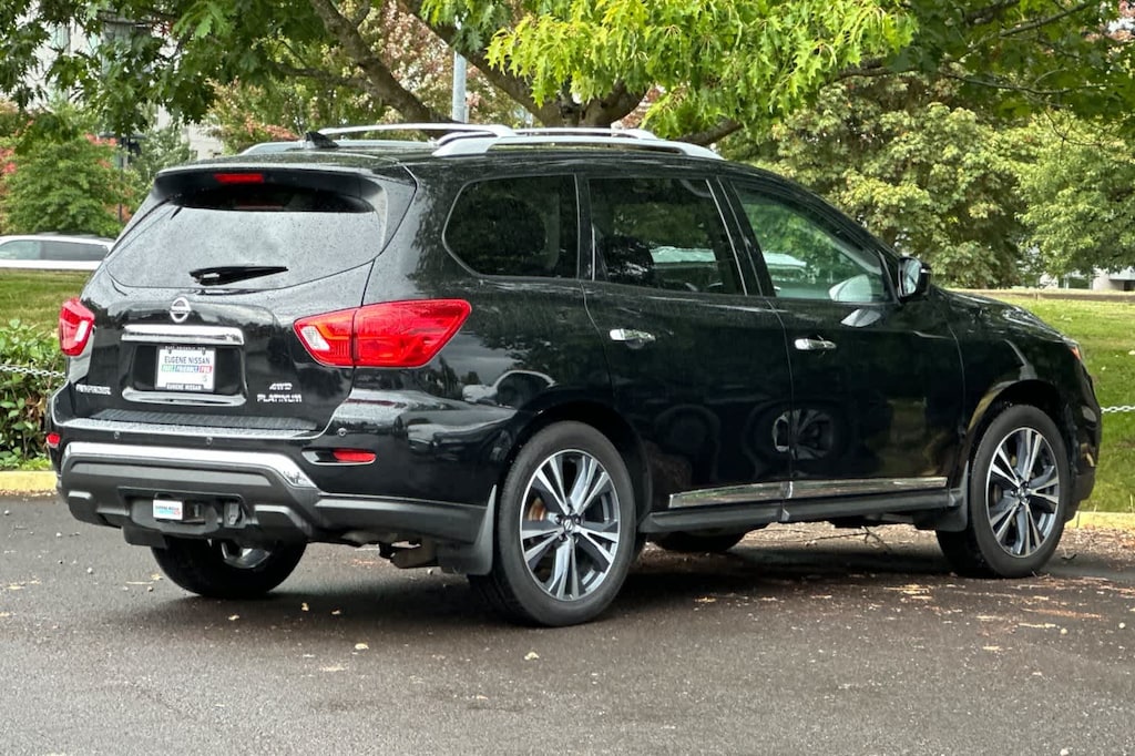 Used 2019 Nissan Pathfinder Platinum SUV