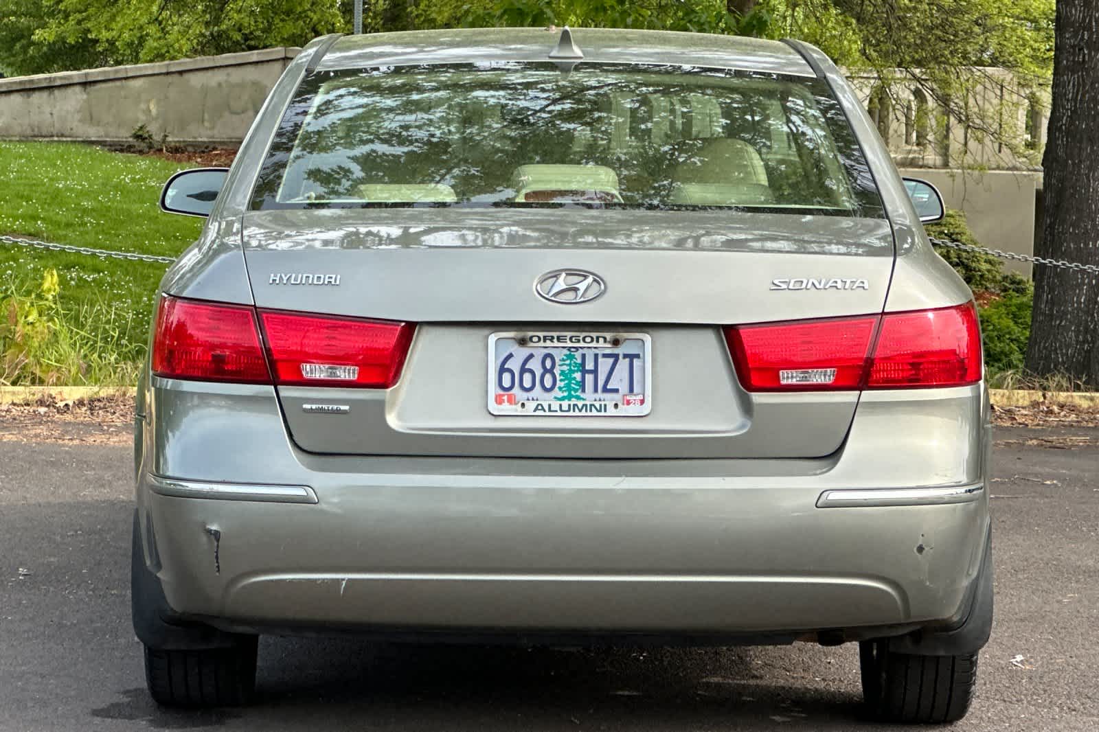 Thumbnail: 2009 Hyundai Sonata - 7