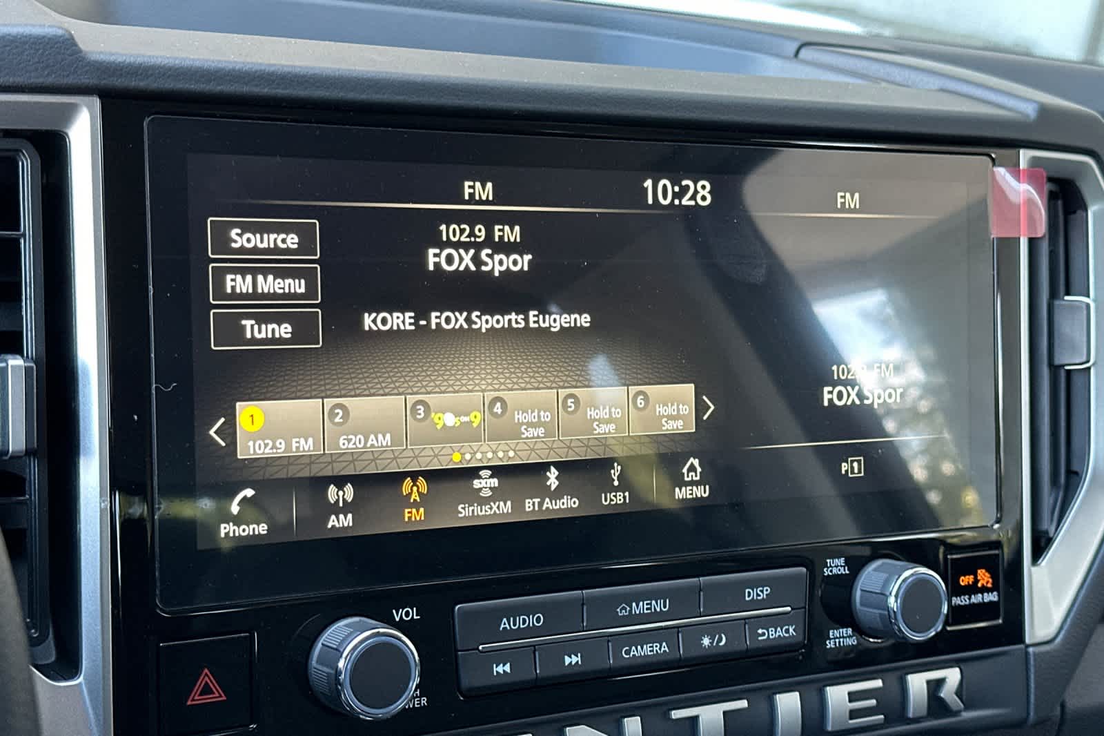 Thumbnail: 2025 Nissan Frontier - 17