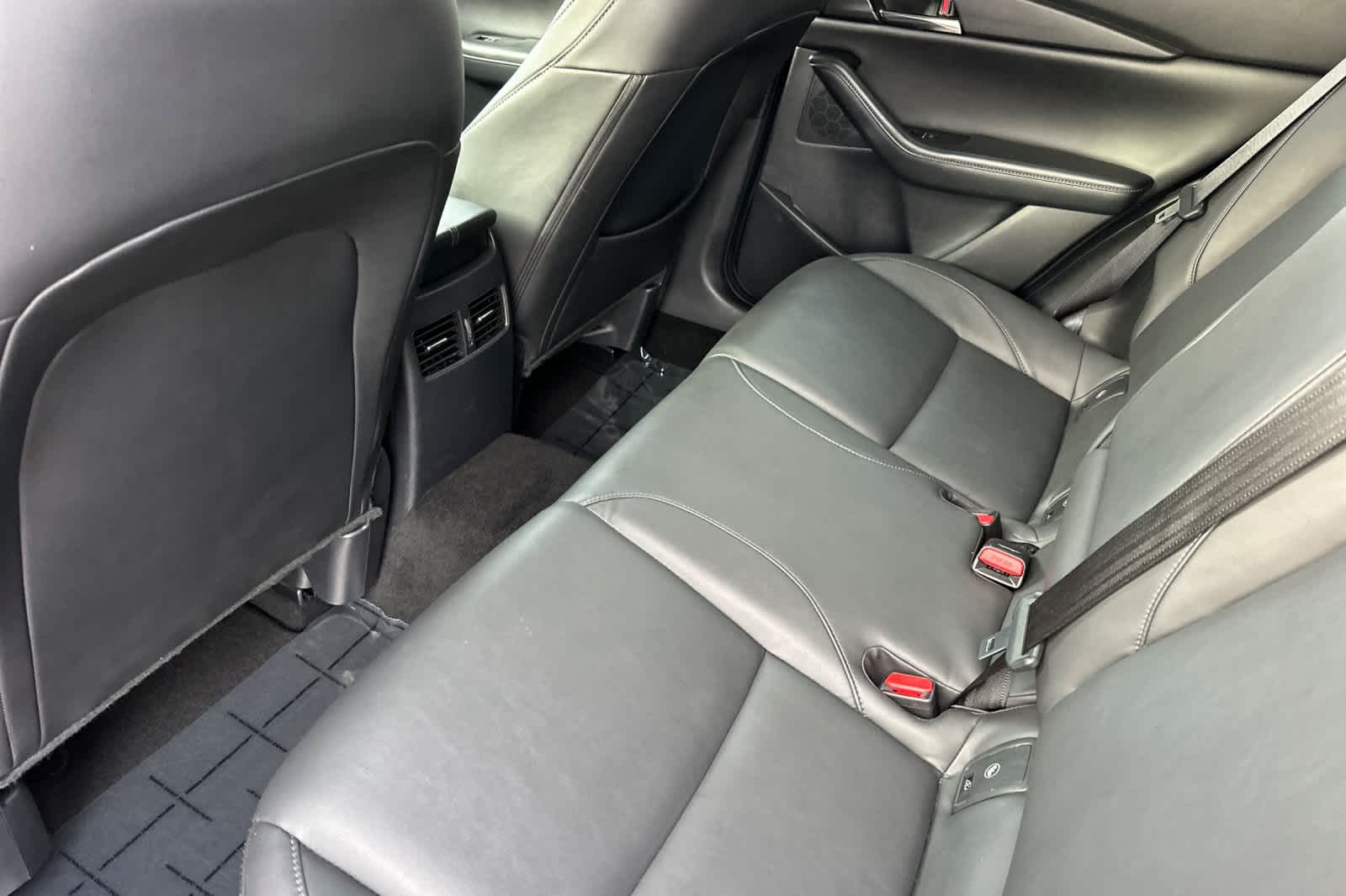 Thumbnail: 2025 Mazda CX-30 - 4