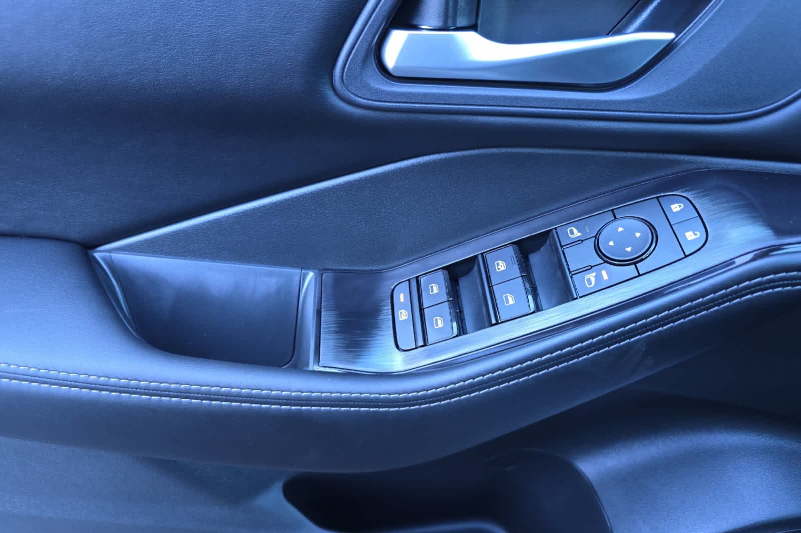 Thumbnail: 2026 Nissan Rogue - 12