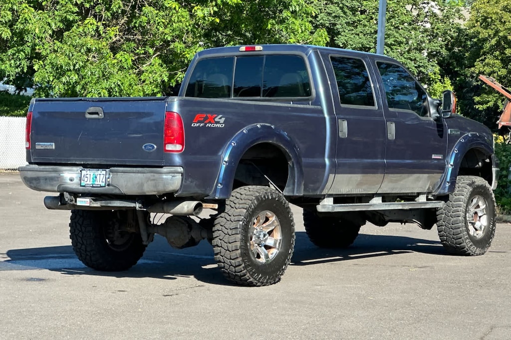 Used 2006 Ford F-350 Truck Crew Cab