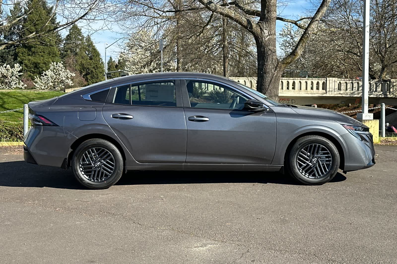 2026 Nissan Sentra SV - Photo 7
