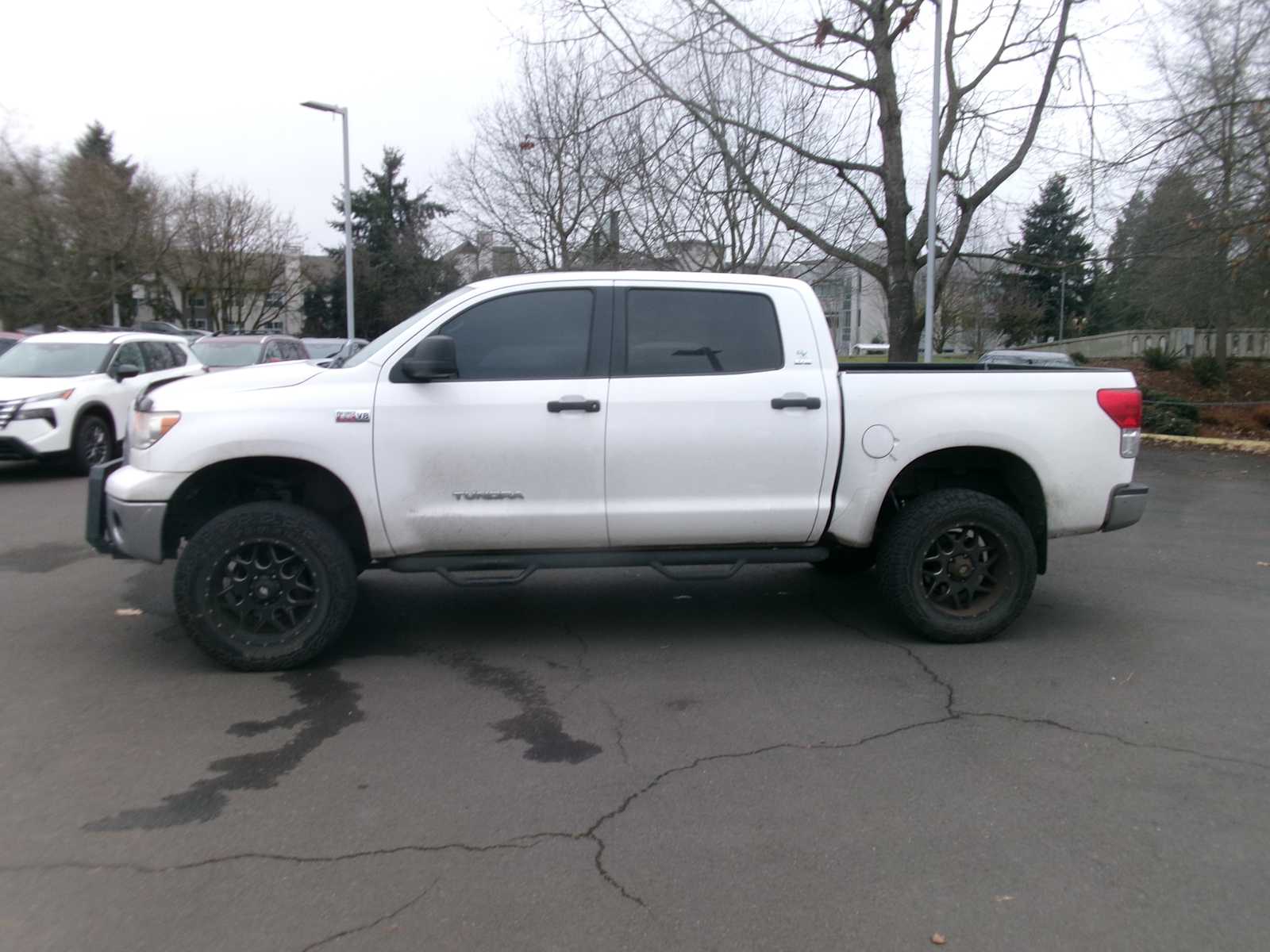 Thumbnail: 2013 Toyota Tundra - 2