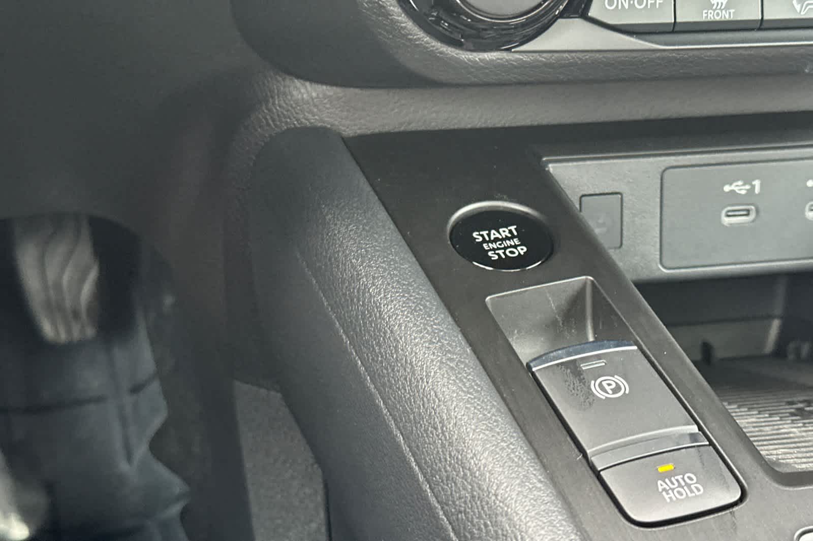 Thumbnail: 2026 Nissan Kicks - 22