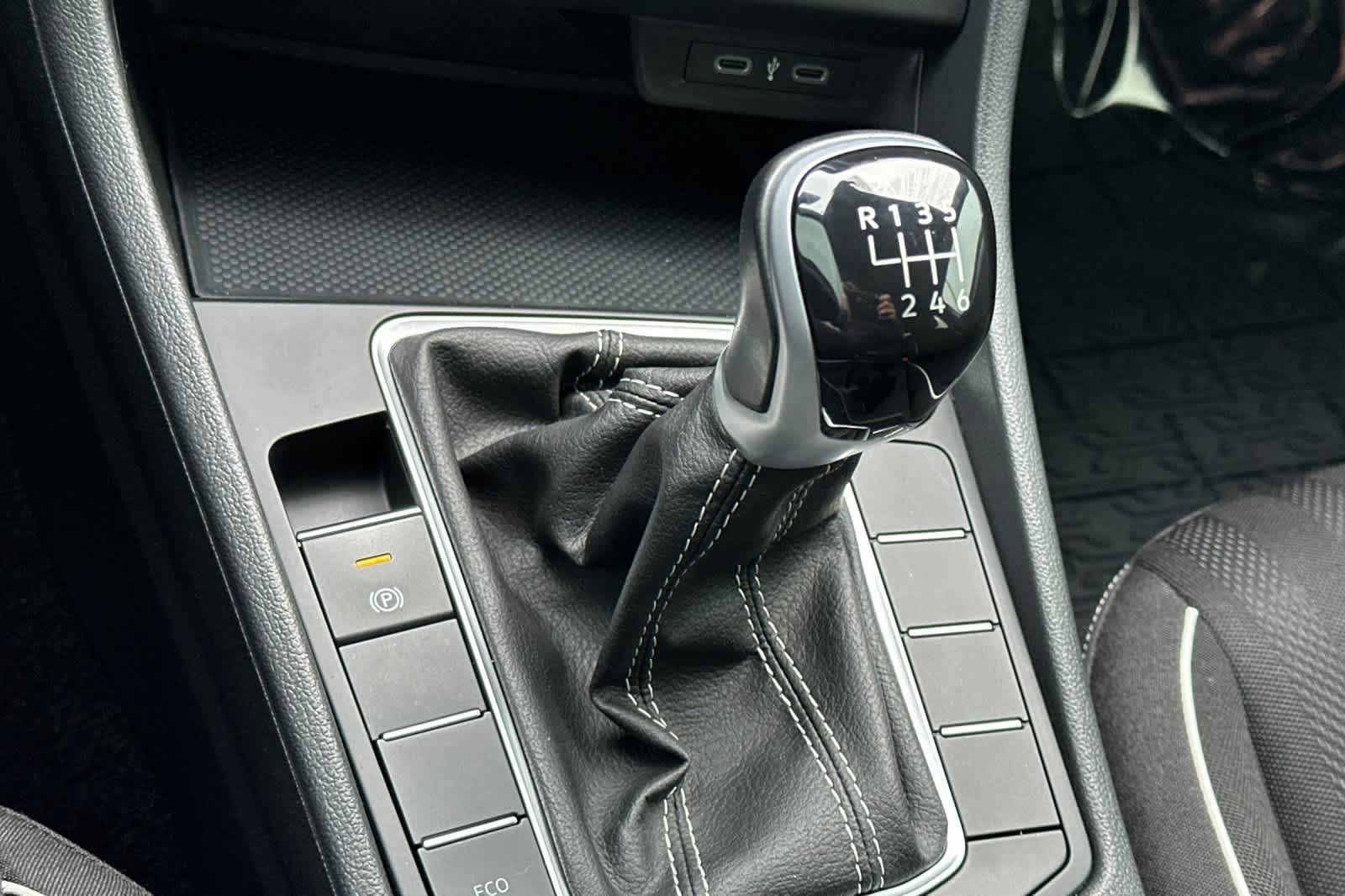 Thumbnail: 2023 Volkswagen Jetta - 20