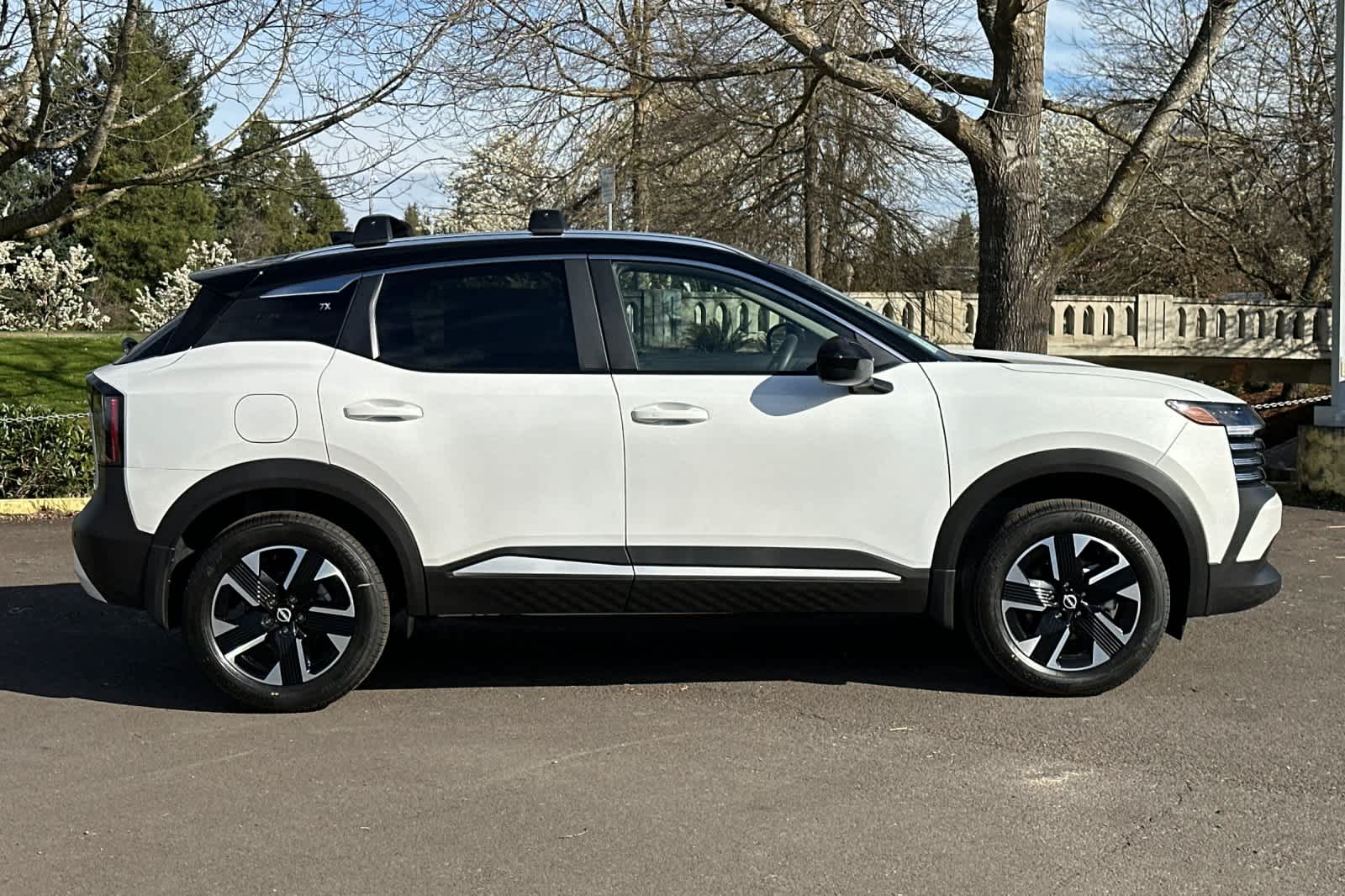 Thumbnail: 2026 Nissan Kicks - 8