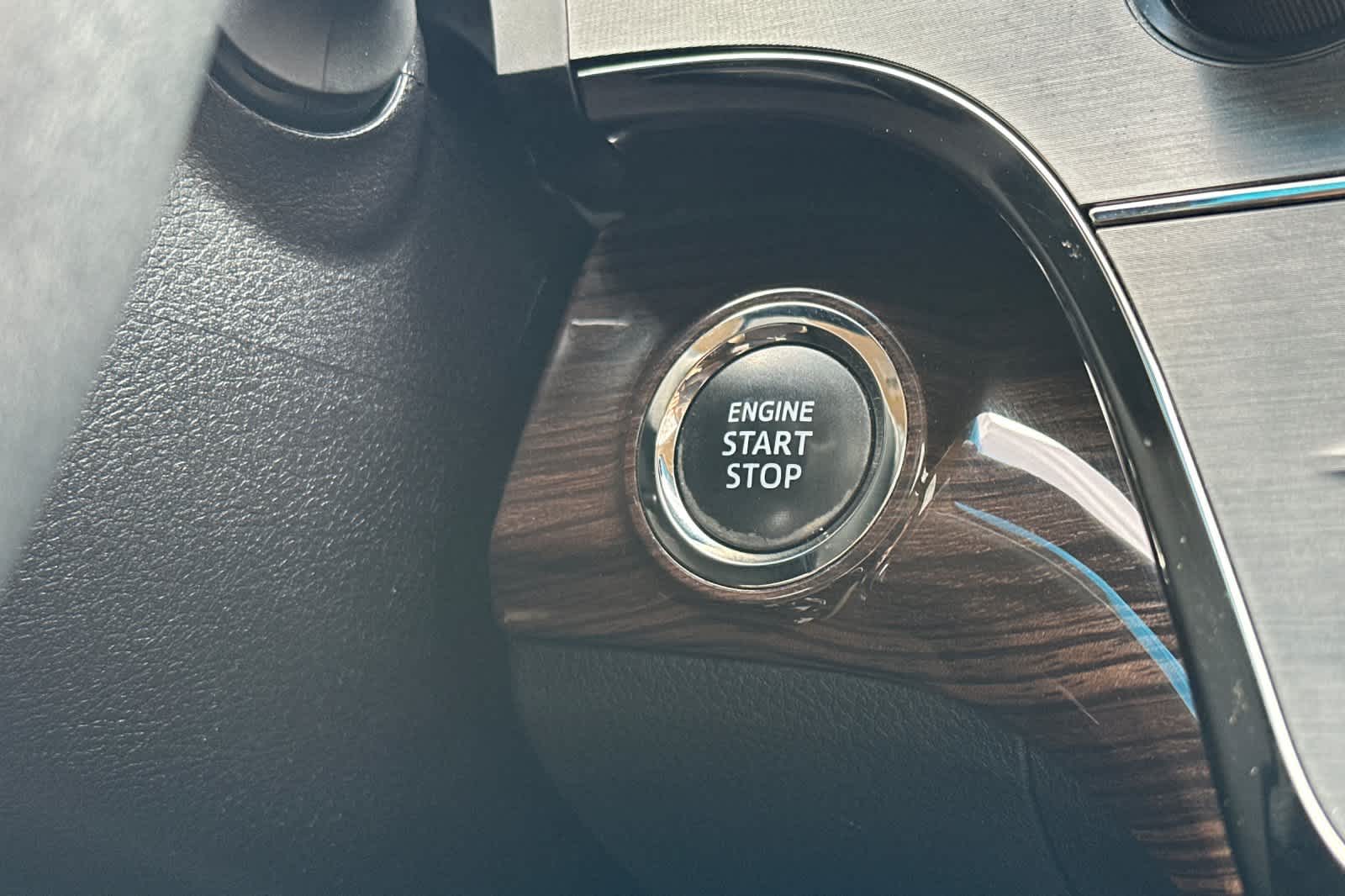 Thumbnail: 2014 Toyota Avalon - 22