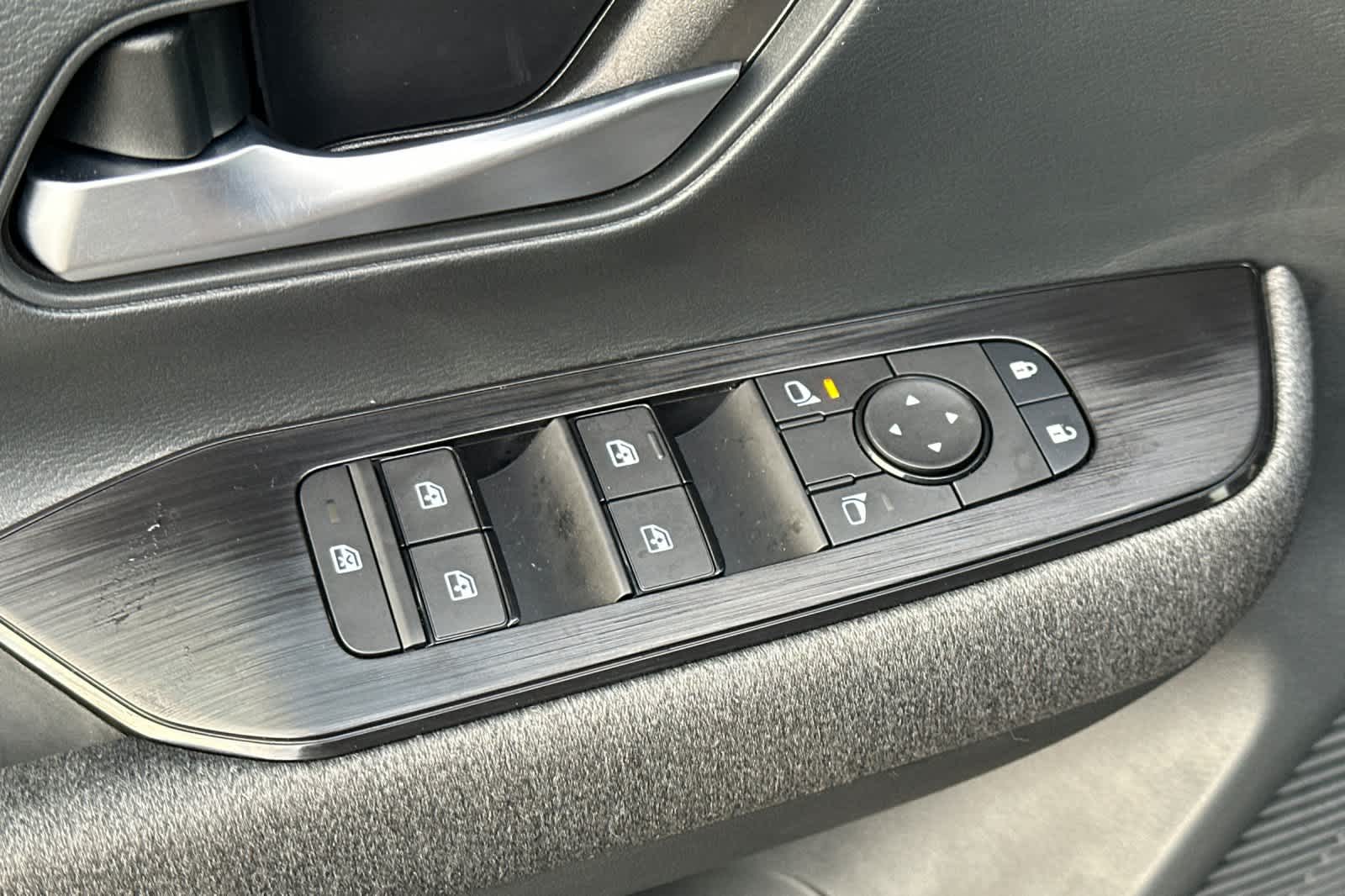 Thumbnail: 2026 Nissan Kicks - 13