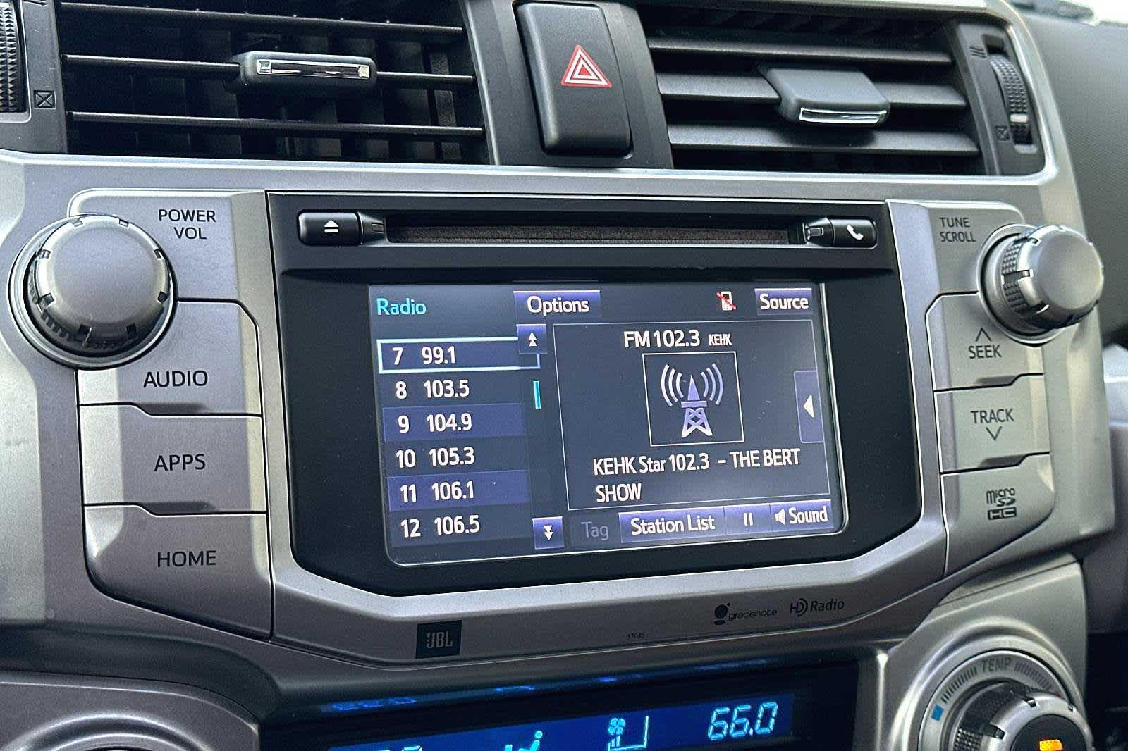 Thumbnail: 2014 Toyota 4Runner - 18